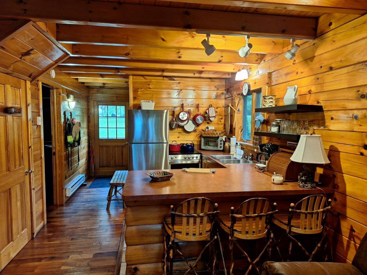 Neshannock Creekside Log Cabin Volant 外观 照片